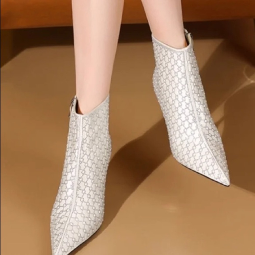women shoes Heels